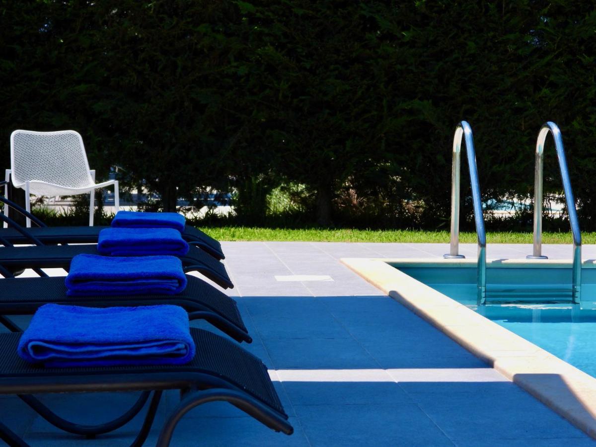 סבורונטה Cypress Garden Villas מראה חיצוני תמונה