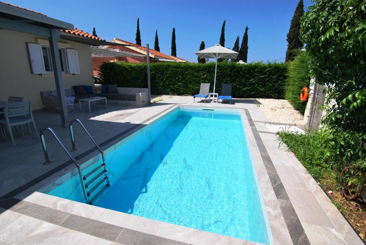 סבורונטה Cypress Garden Villas מראה חיצוני תמונה