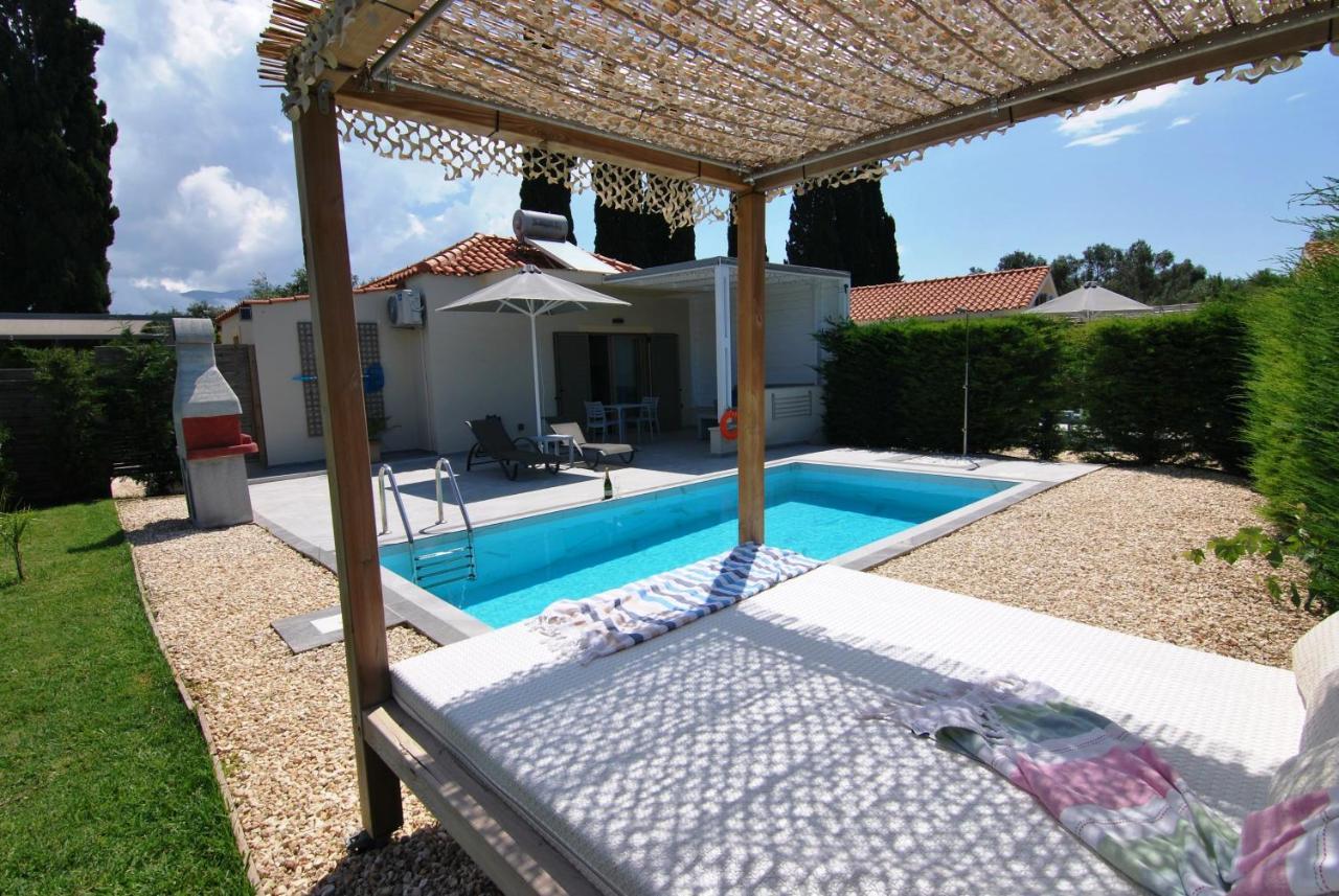 סבורונטה Cypress Garden Villas מראה חיצוני תמונה